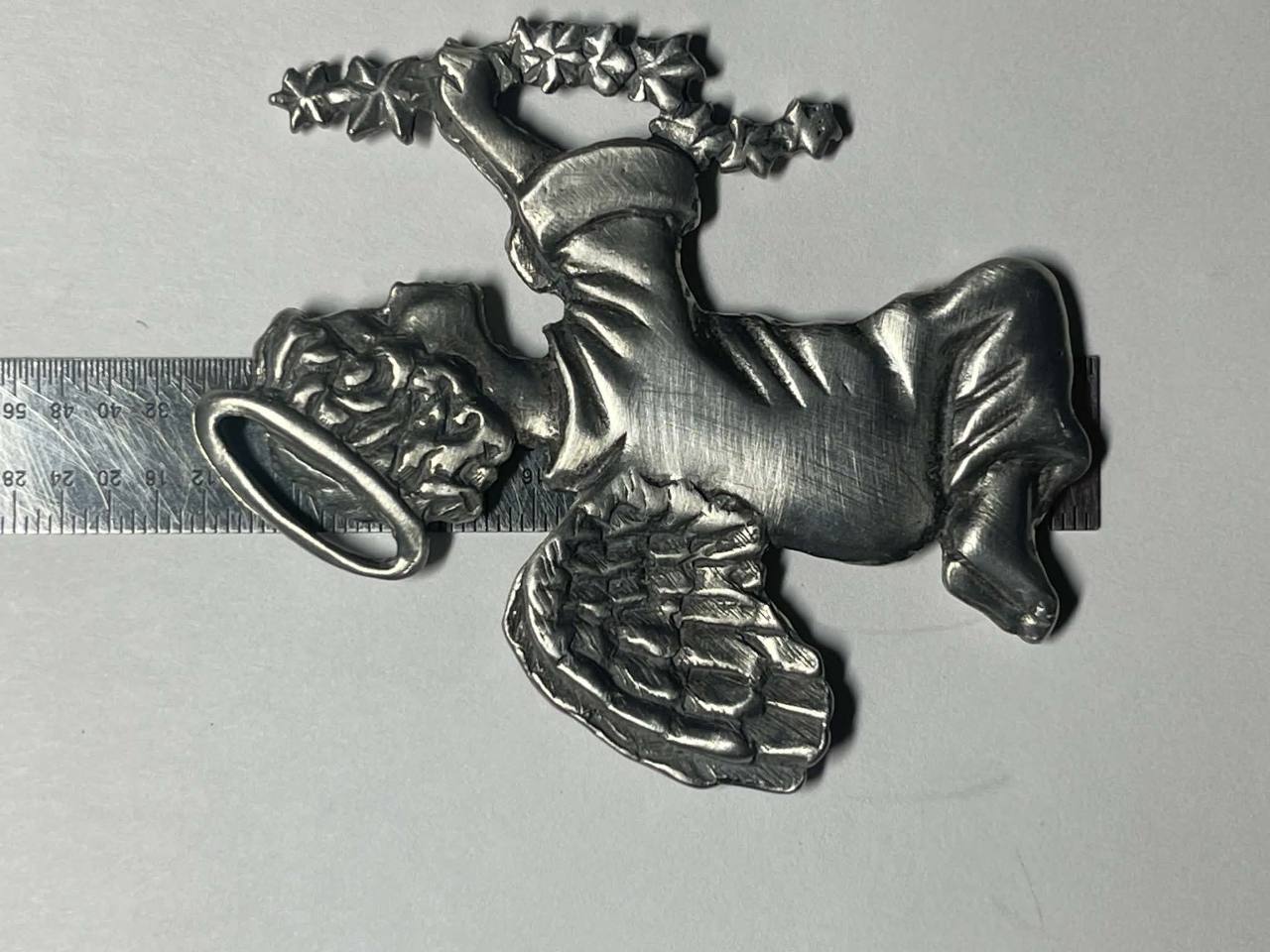 Detailed silver metal keepsake pendant